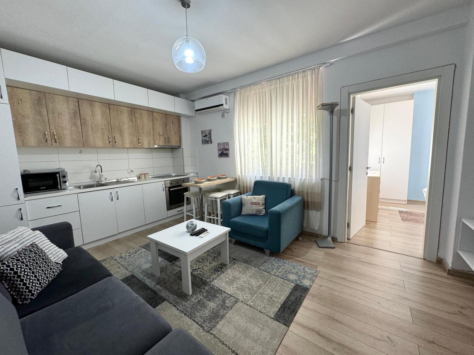 Apartment In The New Bazaar Of Tirana - Hana Blu エクステリア 写真